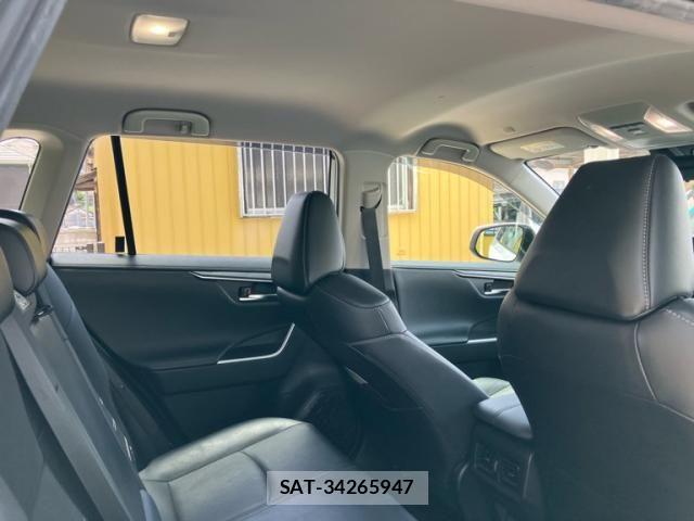 Toyota RAV4 2022-11 7502568-12