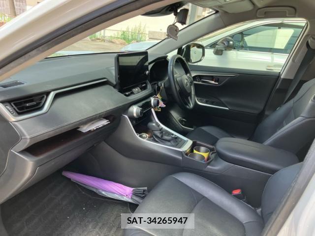 Toyota RAV4 2022-11 7502568-18