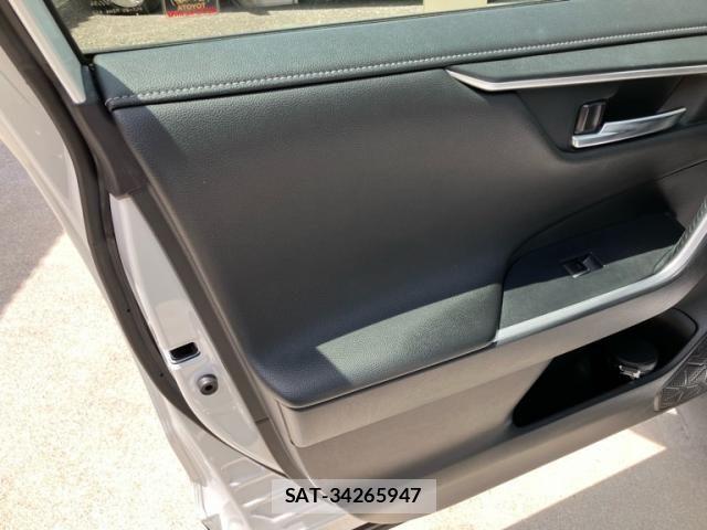 Toyota RAV4 2022-11 7502568-19