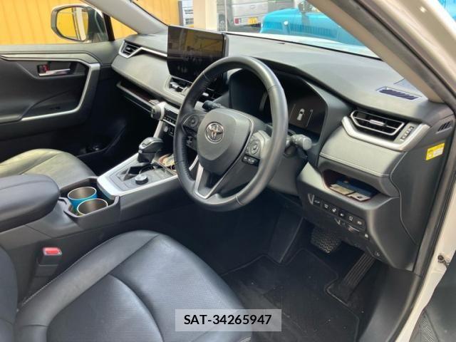 Toyota RAV4 2022-11 7502568-7