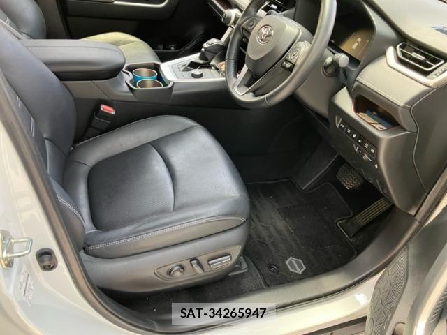 Toyota RAV4 2022-11 7502568-8