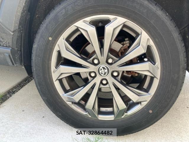 Toyota RAV4 2023-11 7502569-10