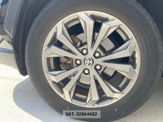 Toyota RAV4 2023-11 7502569-11