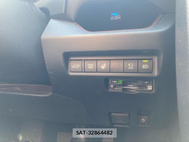 Toyota RAV4 2023-11 7502569-24