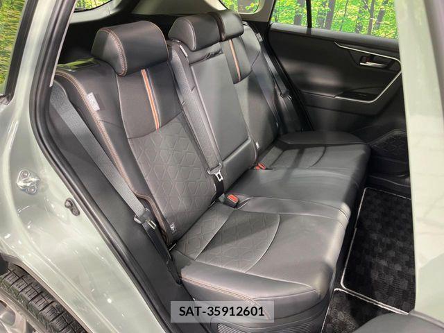Toyota RAV4 2024-02 7562735-8
