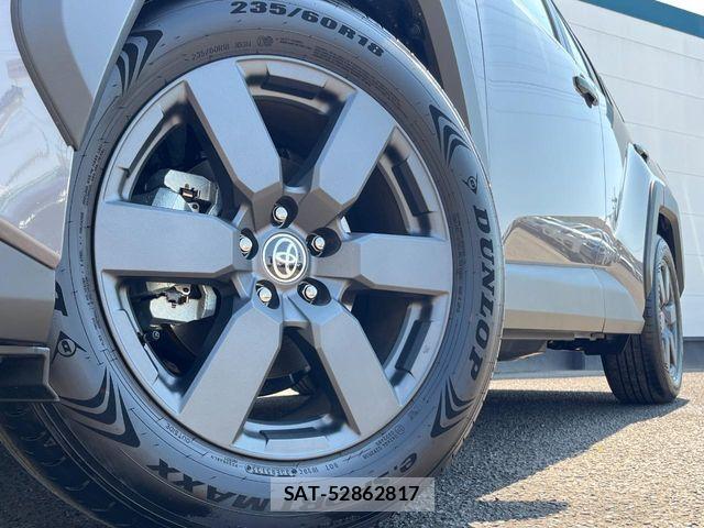 Toyota RAV4 2026-02 7562734-12
