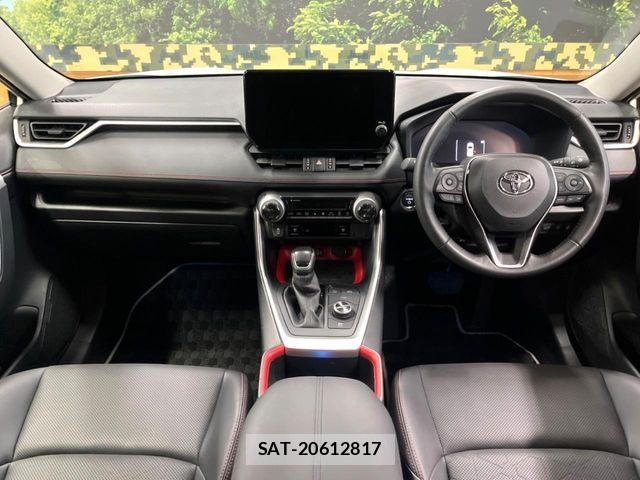 Toyota RAV4 2024-12 7562733-1