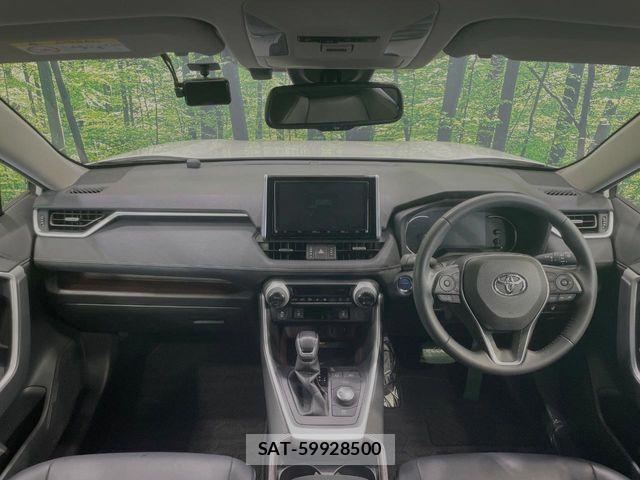 Toyota RAV4 2019-08 7562737-1