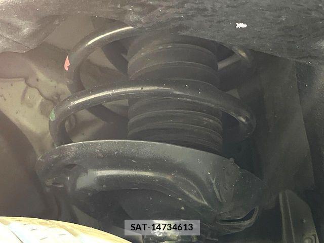 Toyota RAV4 2019-07 7619531-19
