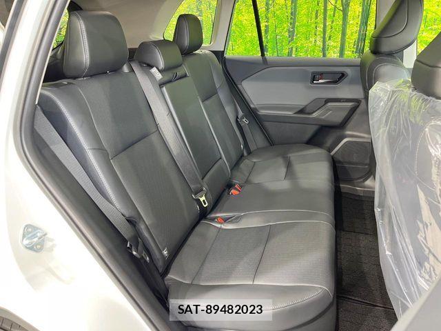 Toyota RAV4 2026-05 7619521-9