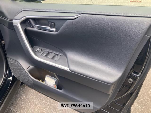 Toyota RAV4 2022-05 7619529-13