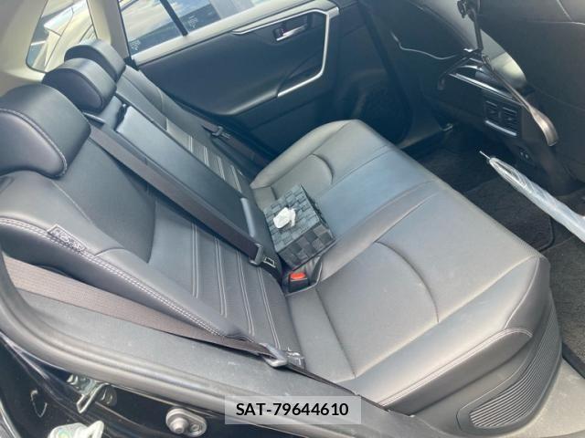 Toyota RAV4 2022-05 7619529-14