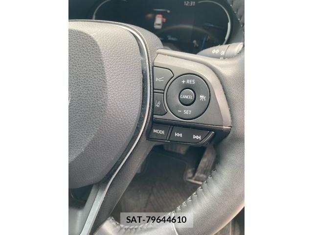 Toyota RAV4 2022-05 7619529-17