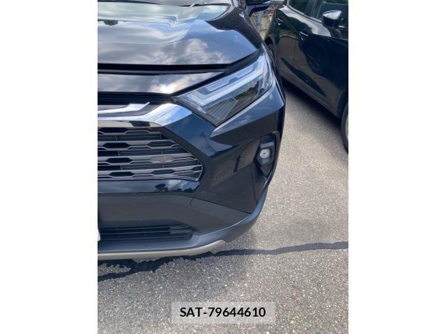 Toyota RAV4 2022-05 7619529-3