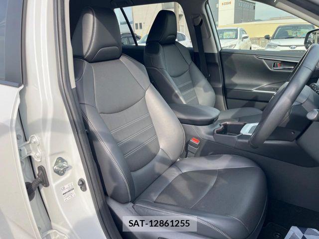 Toyota RAV4 2024-06 7619526-9