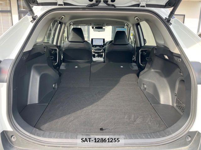 Toyota RAV4 2024-06 7619526-11