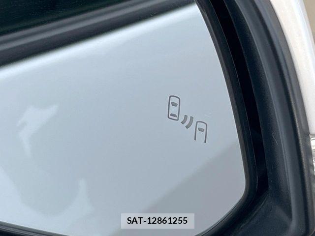 Toyota RAV4 2024-06 7619526-4