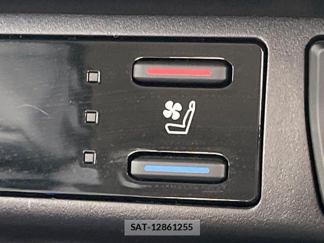 Toyota RAV4 2024-06 7619526-5