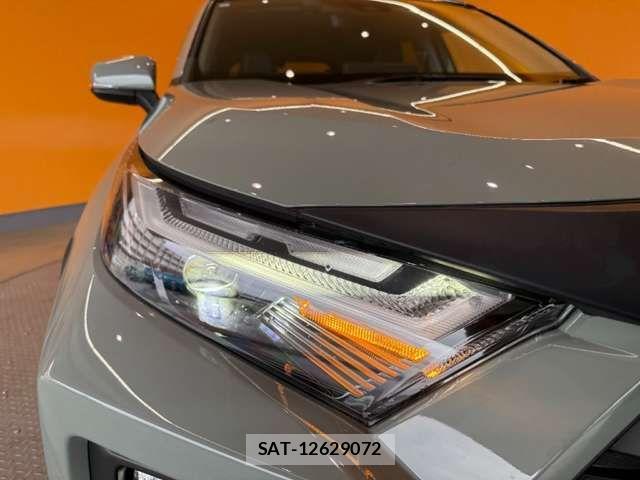 Toyota RAV4 2023-10 7619525-15