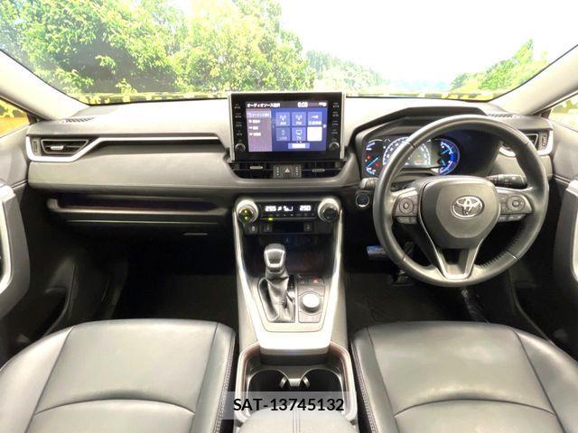 Toyota RAV4 2020-09 7619530-1