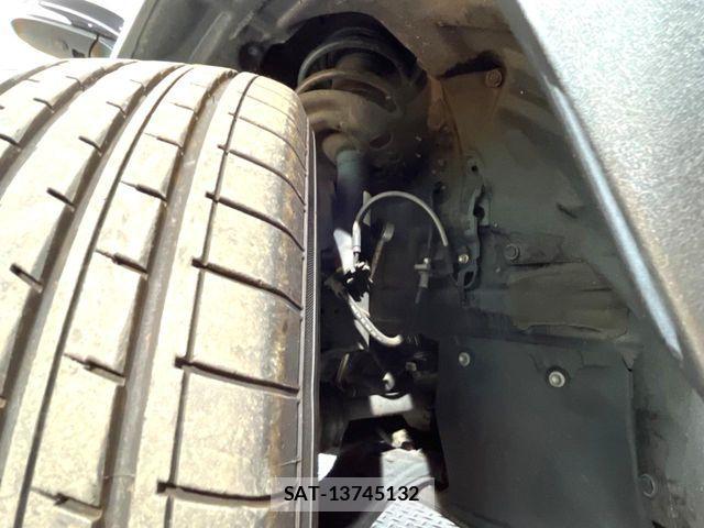 Toyota RAV4 2020-09 7619530-19