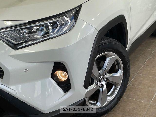 Toyota RAV4 2020-10 7619532-11
