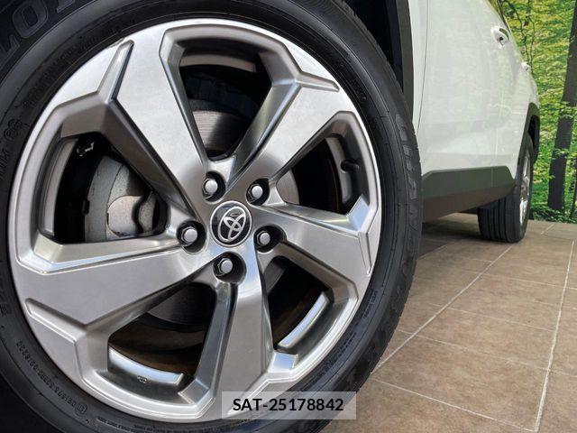 Toyota RAV4 2020-10 7619532-12