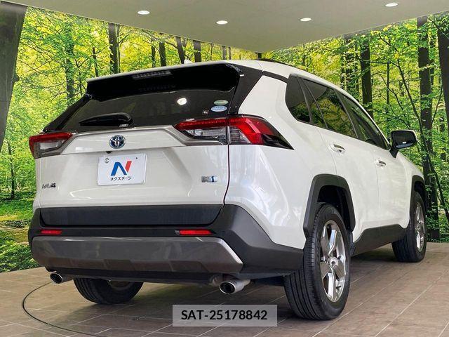 Toyota RAV4 2020-10 7619532-16
