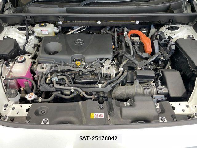 Toyota RAV4 2020-10 7619532-17