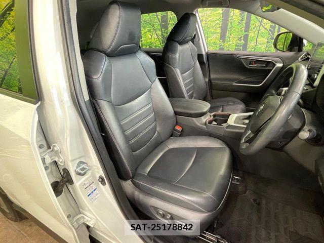 Toyota RAV4 2020-10 7619532-7