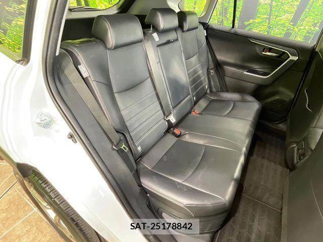 Toyota RAV4 2020-10 7619532-8