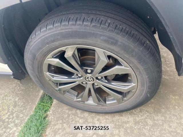 Toyota RAV4 2022-02 7619528-10