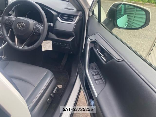 Toyota RAV4 2022-02 7619528-13