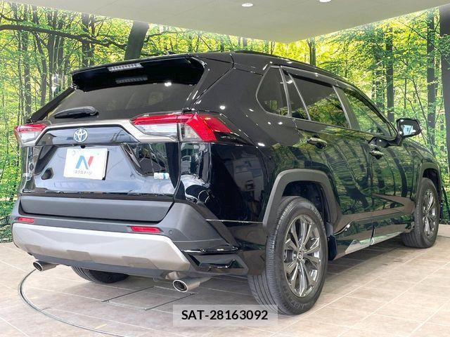 Toyota RAV4 2023-03 7619527-16