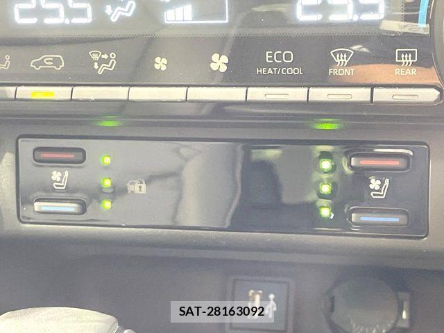 Toyota RAV4 2023-03 7619527-6
