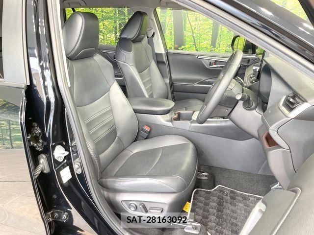 Toyota RAV4 2023-03 7619527-7