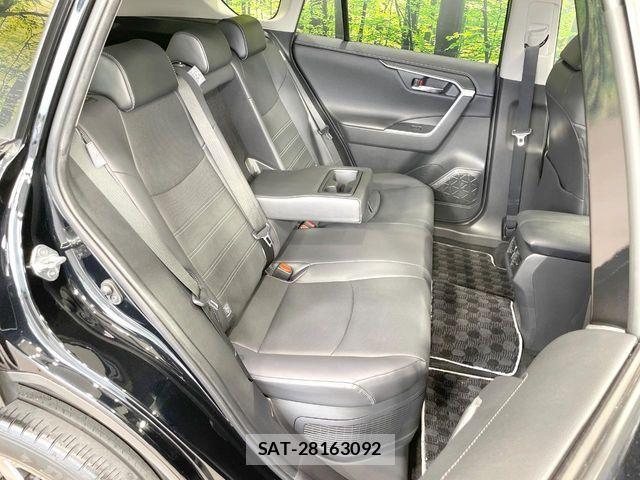 Toyota RAV4 2023-03 7619527-8