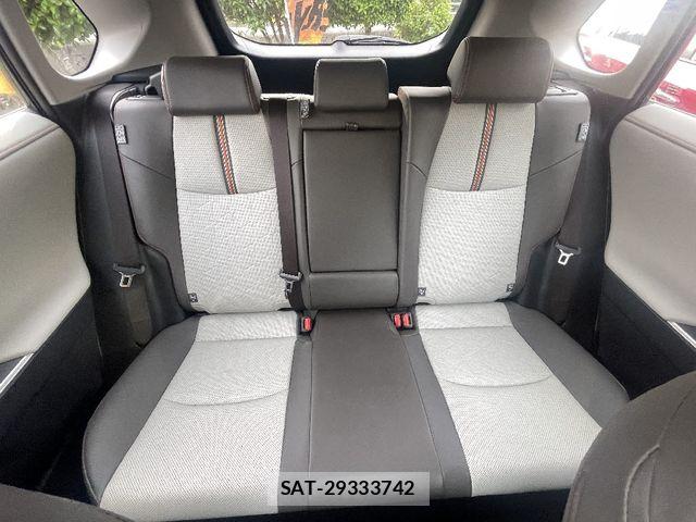 Toyota RAV4 2023-01 7727815-9