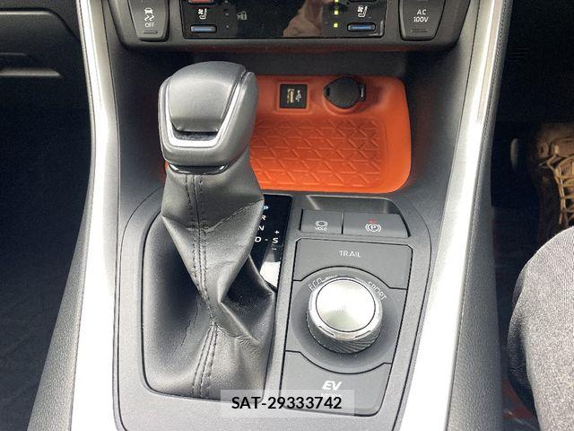 Toyota RAV4 2023-01 7727815-13