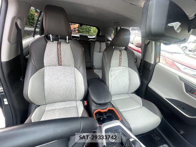 Toyota RAV4 2023-01 7727815-6