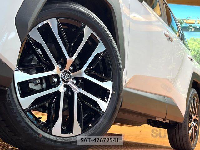 Toyota RAV4 2026-05 7727804-14
