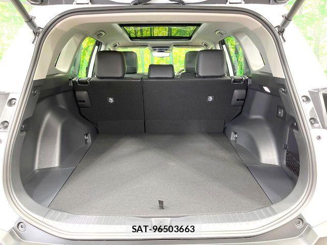 Toyota RAV4 2026-05 7727798-11