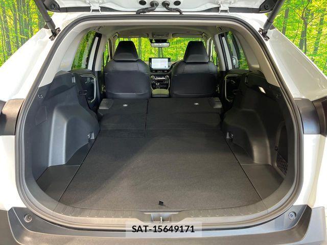 Toyota RAV4 2023-10 7727822-9