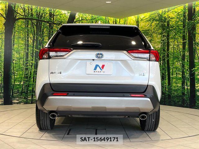 Toyota RAV4 2023-10 7727822-14
