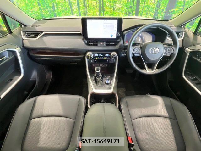 Toyota RAV4 2023-10 7727822-1