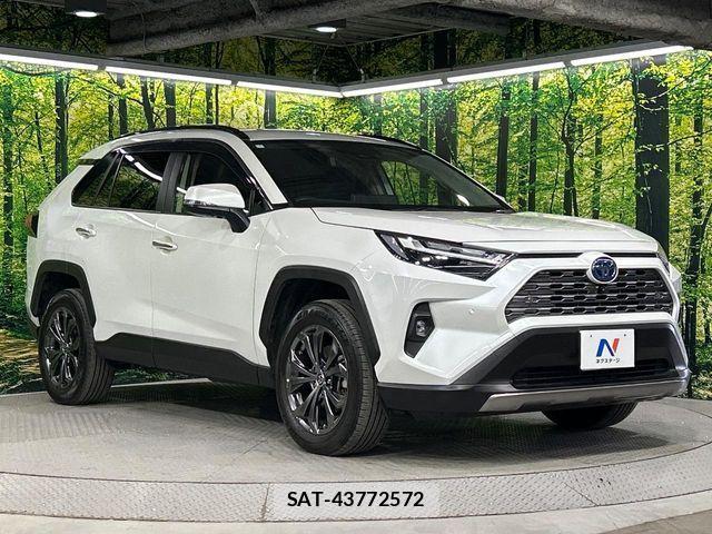 Toyota RAV4 2023-07 7727816-17