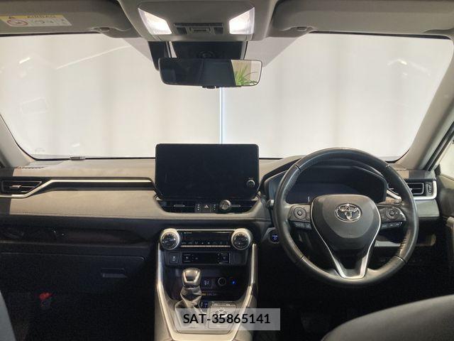Toyota RAV4 2023-06 7727824-17