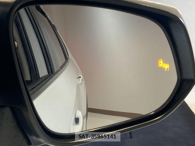 Toyota RAV4 2023-06 7727824-27