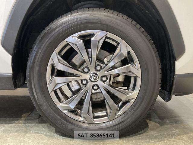 Toyota RAV4 2023-06 7727824-6