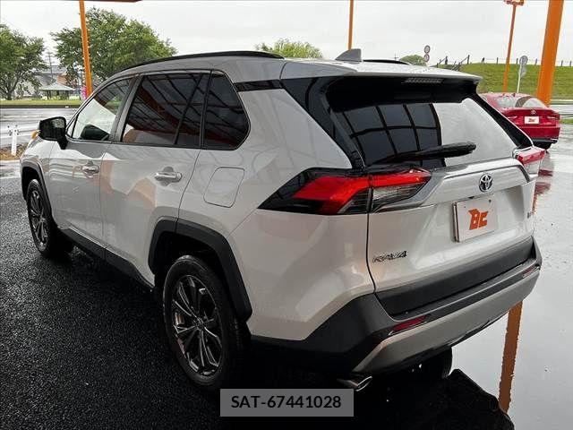 Toyota RAV4 2023-02 7727818-12